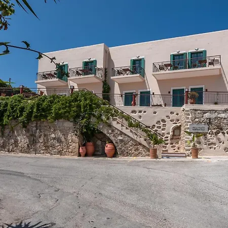 Kaliviani Traditional 3* كيساموس